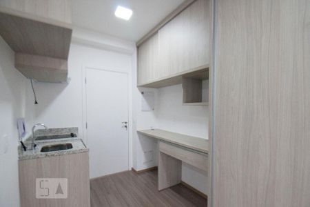 Cozinha de kitnet/studio para alugar com 1 quarto, 25m² em Bela Vista, São Paulo