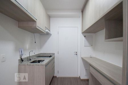 Cozinha de kitnet/studio para alugar com 1 quarto, 25m² em Bela Vista, São Paulo