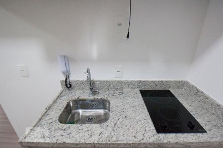Studio para alugar com 25m², 1 quarto e 1 vaga Studio para alugar com 25m², 1 quarto e 1 vagaPia
