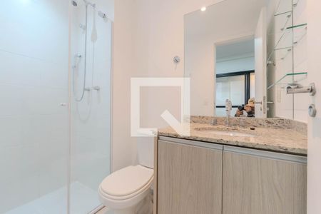Banheiro de kitnet/studio para alugar com 1 quarto, 25m² em Bela Vista, São Paulo