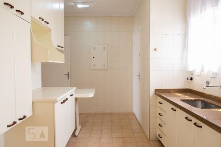 Apartamento para alugar com 100m², 2 quartos e 1 vaga Apartamento para alugar com 100m², 2 quartos e 1 vagaCOZINHA
