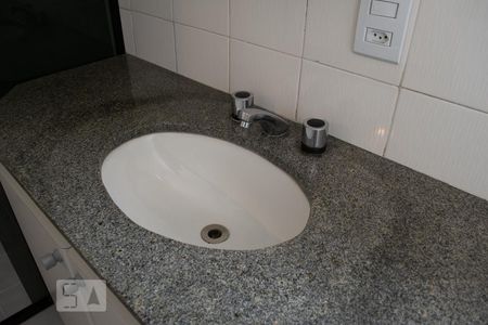 Apartamento para alugar com 100m², 2 quartos e 1 vaga Apartamento para alugar com 100m², 2 quartos e 1 vagaBANHEIRO QUARTO 2