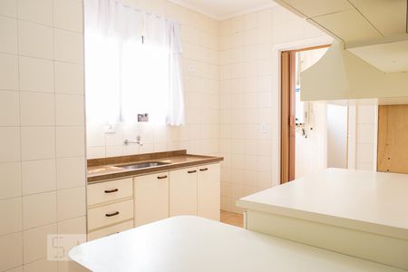 Apartamento para alugar com 100m², 2 quartos e 1 vaga Apartamento para alugar com 100m², 2 quartos e 1 vagaCOZINHA