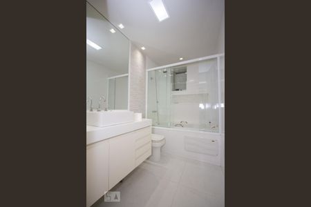 Apartamento para alugar com 89m², 2 quartos e 1 vagaBanheiro Social