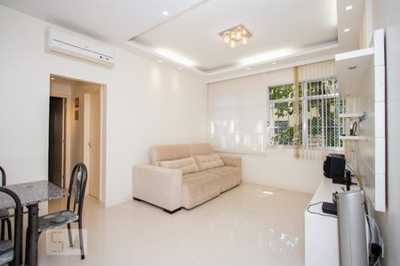 Sala de apartamento para alugar com 2 quartos, 89m² em Laranjeiras, Rio de Janeiro