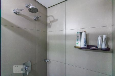 Banheiro de kitnet/studio à venda com 1 quarto, 28m² em Santa Efigênia, São Paulo