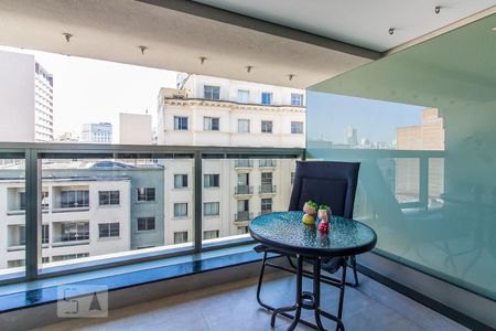 Varanda de kitnet/studio à venda com 1 quarto, 28m² em Santa Efigênia, São Paulo