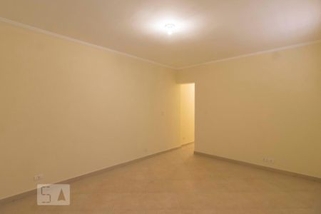 Casa para alugar com 140m², 4 quartos e 2 vagasSuíte