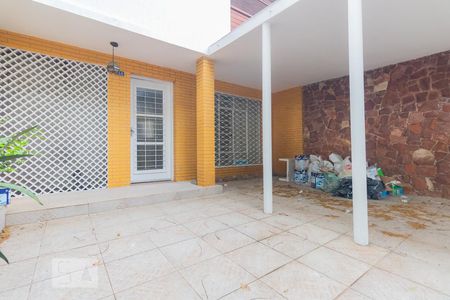 Casa à venda com 156m², 3 quartos e 2 vagas Casa à venda com 156m², 3 quartos e 2 vagasGaragem
