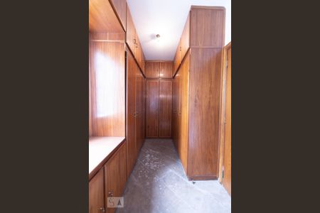 Apartamento à venda com 346m², 4 quartos e 4 vagasCloset Suite 4