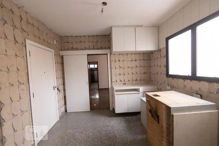 Apartamento à venda com 346m², 4 quartos e 4 vagasÁrea de Serviço