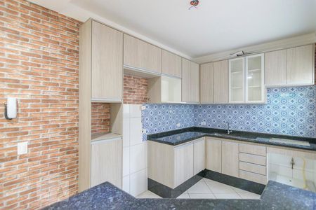 Cozinha de apartamento à venda com 2 quartos, 55m² em Vila Alzira, Santo André