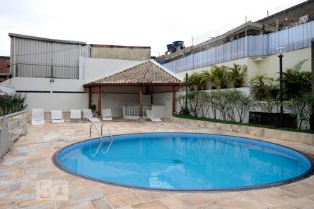 Apartamento à venda com 37m², 1 quarto e 1 vagaPiscina