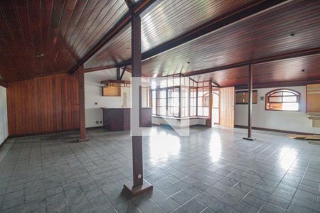 Casa de condomínio para alugar com 450m², 4 quartos e 2 vagas Casa de condomínio para alugar com 450m², 4 quartos e 2 vagasSótão - Vazio