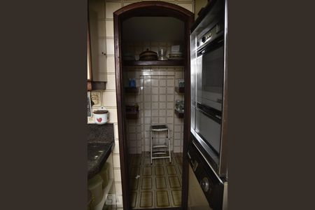 Casa de condomínio para alugar com 450m², 4 quartos e 2 vagasCozinha