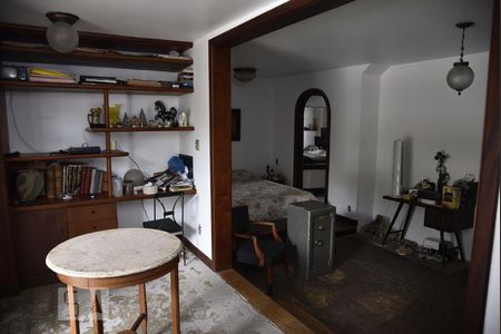 Casa de condomínio para alugar com 450m², 4 quartos e 2 vagasQuarto 3 Mobiliado Quarto 3 Mobiliado - Suíte 1