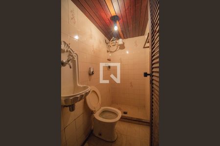 Casa de condomínio para alugar com 450m², 4 quartos e 2 vagas Casa de condomínio para alugar com 450m², 4 quartos e 2 vagasBanheiro 6