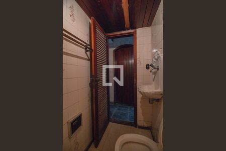 Casa de condomínio para alugar com 450m², 4 quartos e 2 vagas Casa de condomínio para alugar com 450m², 4 quartos e 2 vagasBanheiro 6