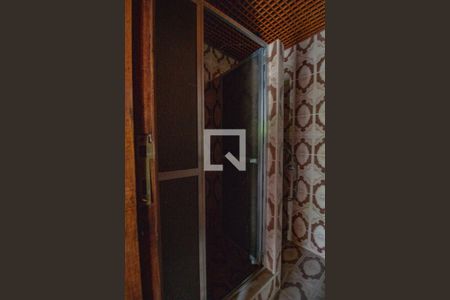 Casa de condomínio para alugar com 450m², 4 quartos e 2 vagas Casa de condomínio para alugar com 450m², 4 quartos e 2 vagasBanheiro da Suíte 2