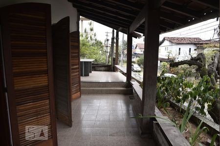 Casa de condomínio para alugar com 450m², 4 quartos e 2 vagasVaranda da Sala