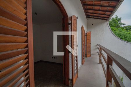 Casa de condomínio para alugar com 450m², 4 quartos e 2 vagas Casa de condomínio para alugar com 450m², 4 quartos e 2 vagasVaranda dos Quarto 2 e 3