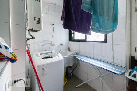 Apartamento à venda com 62m², 3 quartos e 1 vagaÁrea de Serviço