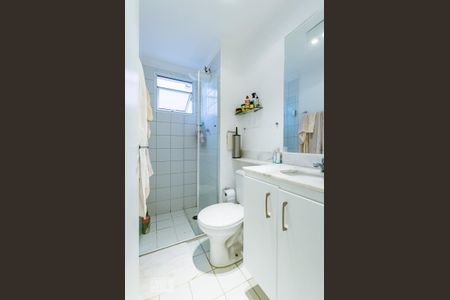 Apartamento para alugar com 65m², 2 quartos e 1 vaga Apartamento para alugar com 65m², 2 quartos e 1 vagaBanheiro