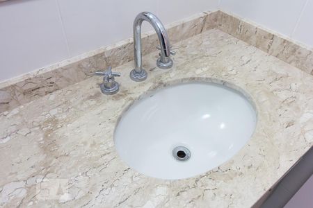 Banheiro Pia de apartamento para alugar com 1 quarto, 34m² em Barra Funda, São Paulo