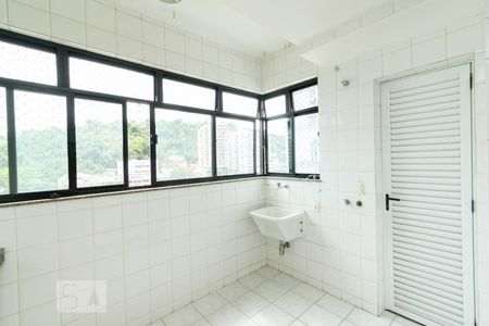 Apartamento à venda com 102m², 3 quartos e 1 vagaÁrea de Serviço