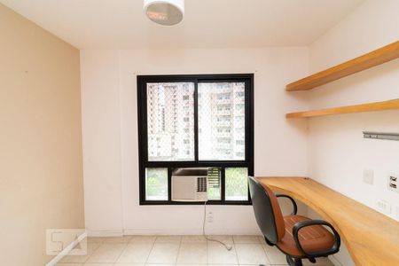 Apartamento à venda com 102m², 3 quartos e 1 vagaQuarto 2