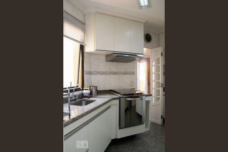 Apartamento à venda com 109m², 3 quartos e 2 vagasCOZINHA