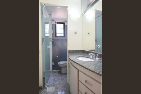 Apartamento à venda com 109m², 3 quartos e 2 vagasBANHEIRO QUARTO 2