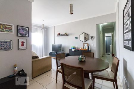 Apartamento à venda com 79m², 2 quartos e 1 vagaDetalhe Sala