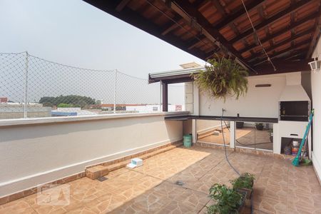 Apartamento à venda com 99m², 2 quartos e 1 vagaCobertura - Quintal