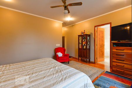 Casa à venda com 500m², 4 quartos e 4 vagas