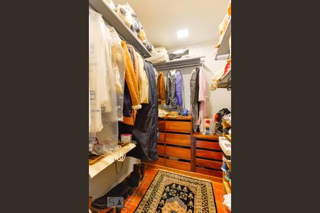 Casa à venda com 500m², 4 quartos e 4 vagas