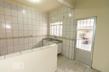 Sala de casa para alugar com 2 quartos, 60m² em Vila Ribeiro de Barros, São Paulo