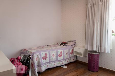 Apartamento à venda com 180m², 3 quartos e 2 vagasQuarto 1