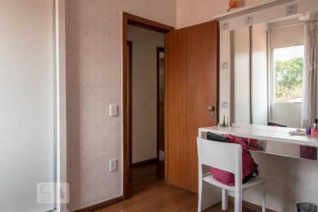 Apartamento à venda com 180m², 3 quartos e 2 vagasQuarto 1