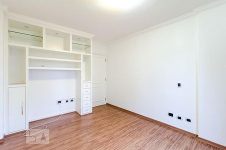 Apartamento para alugar com 266m², 4 quartos e 4 vagas Apartamento para alugar com 266m², 4 quartos e 4 vagasQuarta suíte