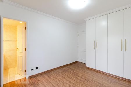 Apartamento para alugar com 266m², 4 quartos e 4 vagas Apartamento para alugar com 266m², 4 quartos e 4 vagasSegunda suíte