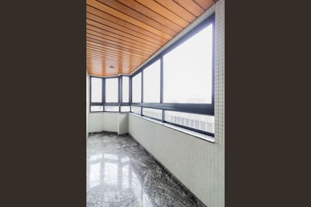 Varanda de apartamento para alugar com 4 quartos, 266m² em Planalto Paulista, São Paulo