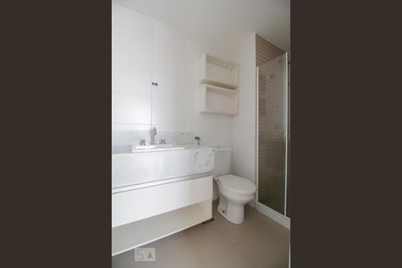 Apartamento para alugar com 72m², 2 quartos e 1 vaga Apartamento para alugar com 72m², 2 quartos e 1 vagaBanheiro Quarto 1