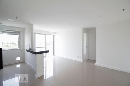 Sala de apartamento para alugar com 2 quartos, 72m² em Barra da Tijuca, Rio de Janeiro