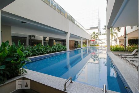 Apartamento para alugar com 72m², 2 quartos e 1 vaga Apartamento para alugar com 72m², 2 quartos e 1 vagaÁrea comum - Piscina
