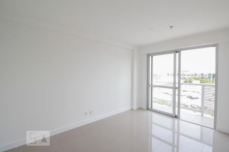 Quarto 1 de apartamento para alugar com 2 quartos, 72m² em Barra da Tijuca, Rio de Janeiro