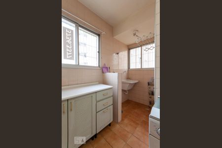 Cozinha e Lavanderia de kitnet/studio para alugar com 1 quarto, 47m² em Centro, Campinas