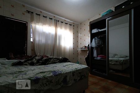 Casa à venda com 201m², 3 quartos e 3 vagas Casa à venda com 201m², 3 quartos e 3 vagasQuarto 2