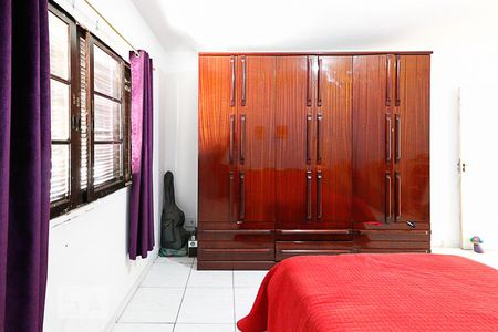 Casa à venda com 201m², 3 quartos e 3 vagas Casa à venda com 201m², 3 quartos e 3 vagasQuarto 1