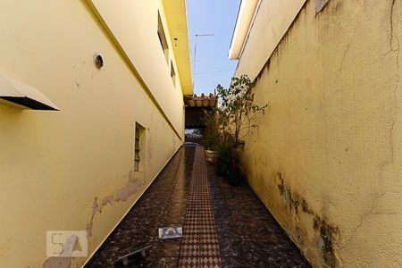 Casa à venda com 201m², 3 quartos e 3 vagas Casa à venda com 201m², 3 quartos e 3 vagasQuintal